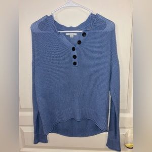 Women’s American eagle sweater. Gently worn.